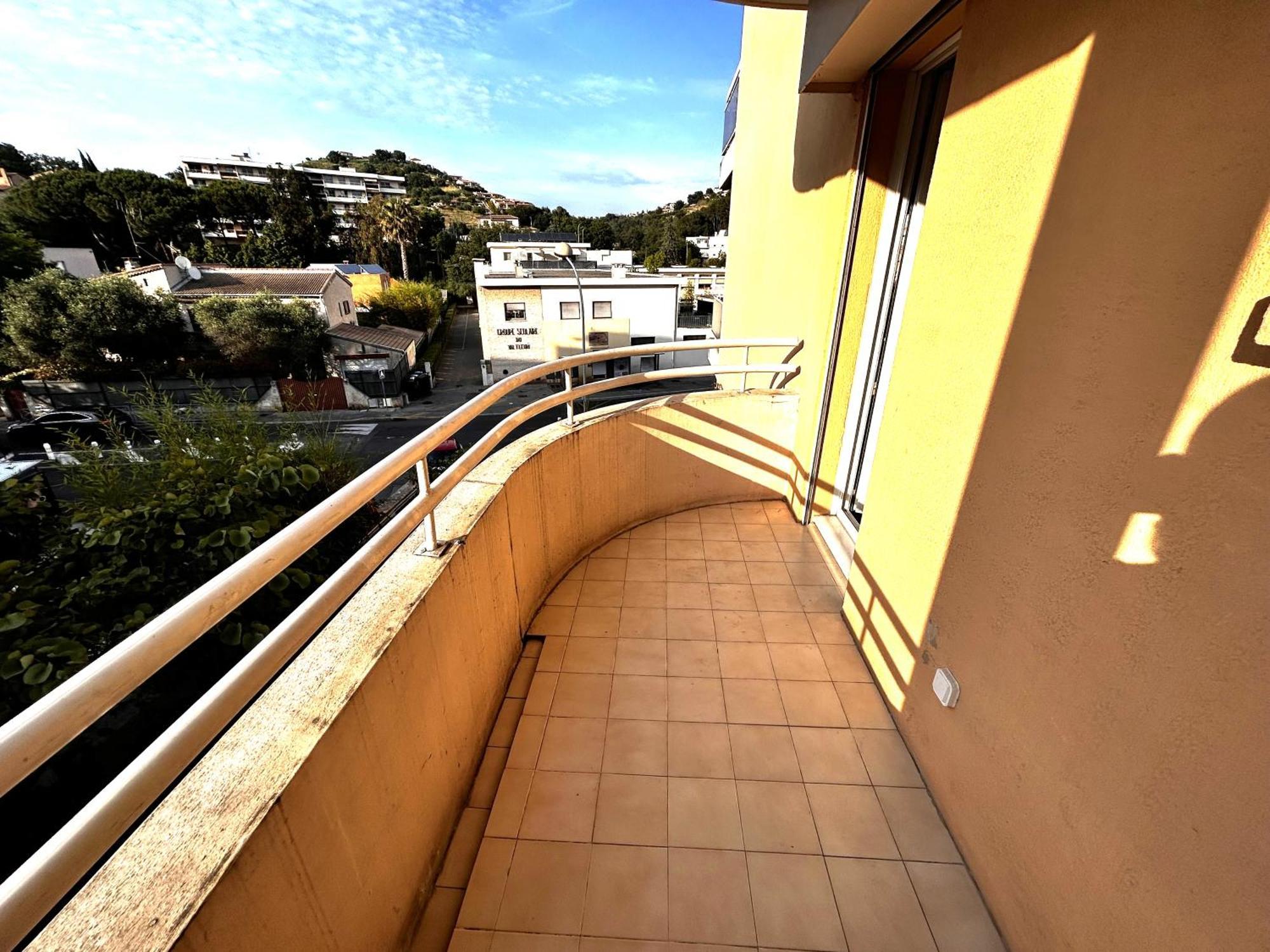 Superbe Studio Climatise Avec Terrasse Proche Mer Cagnes-sur-Mer Esterno foto